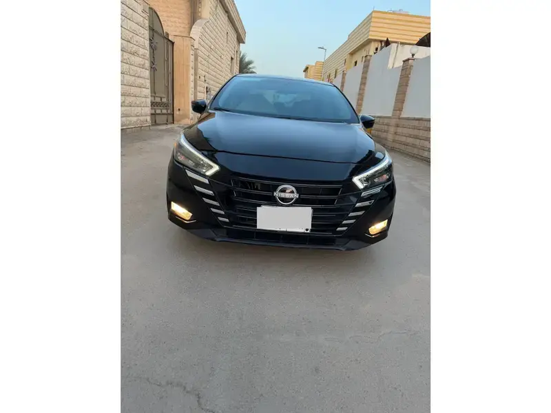 Nissan Sunny 2024