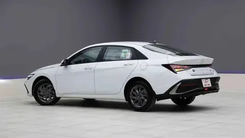 New Hyundai Elantra 2025