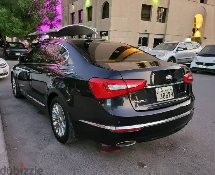 كيا كادنزا 2014