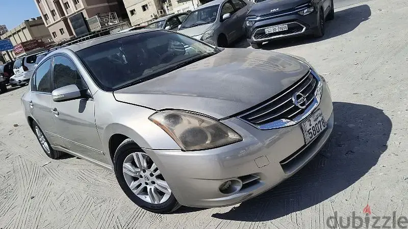 Nissan Altima 2010