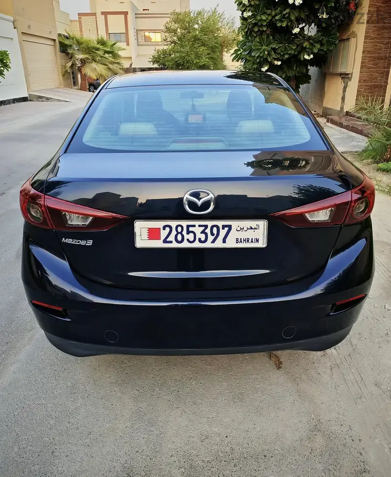 Mazda 3 Sedan 2015