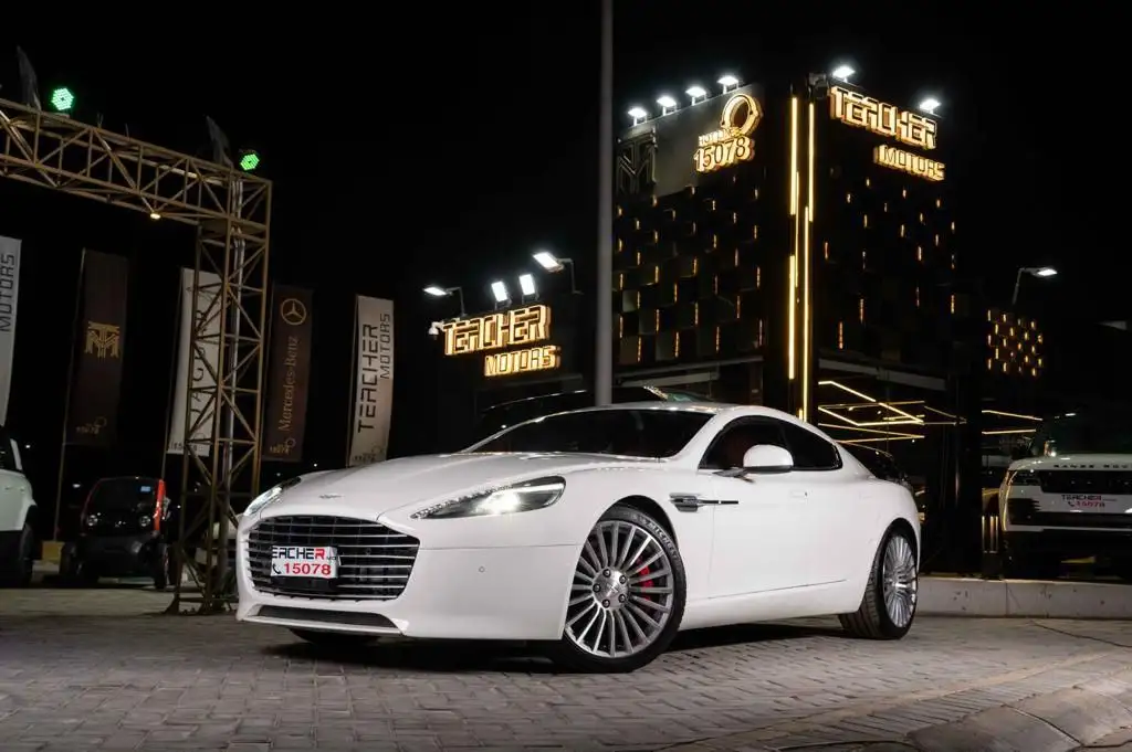 Aston Martin Rapid 2015