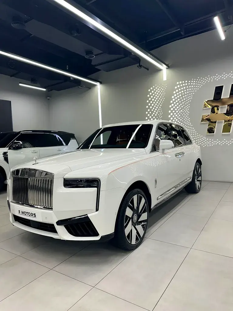 رولز رويس كولينان 2025