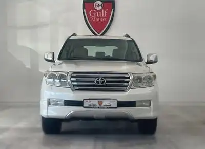 Toyota Land Cruiser GXR V6 3.0L-6CYL GCC FULL OPTION-EXCELLENT CONDITION-VAT INCLUSIVE