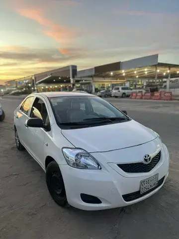 تويوتا يارس 2011