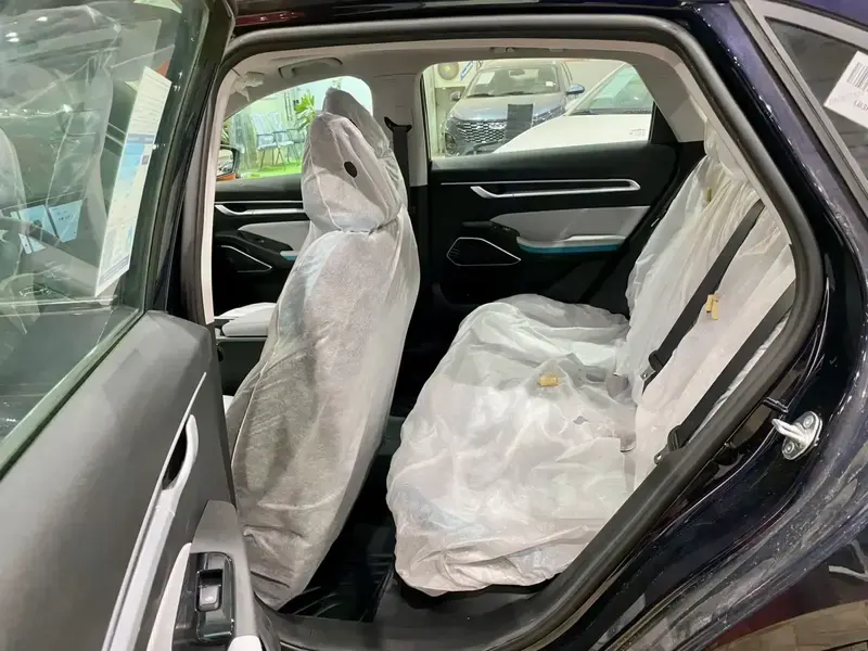 جيلي امجراند 2025 فل كامل