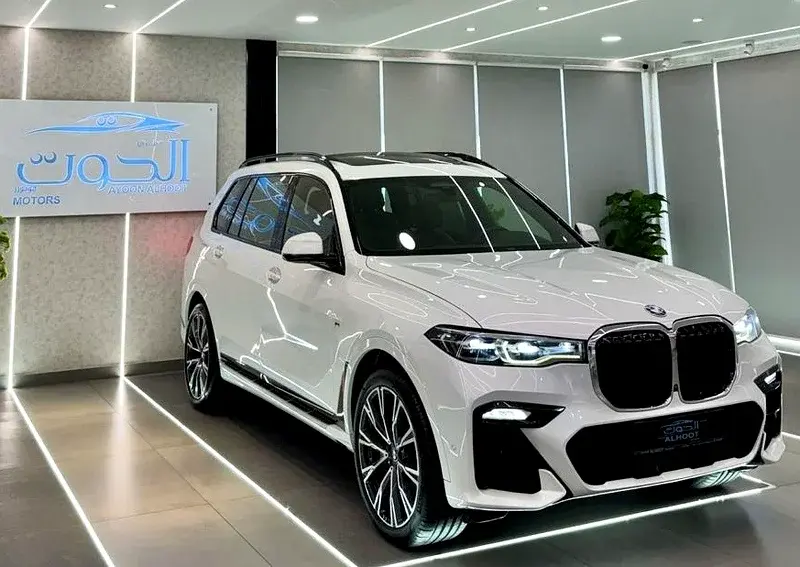 BMW X7 2021