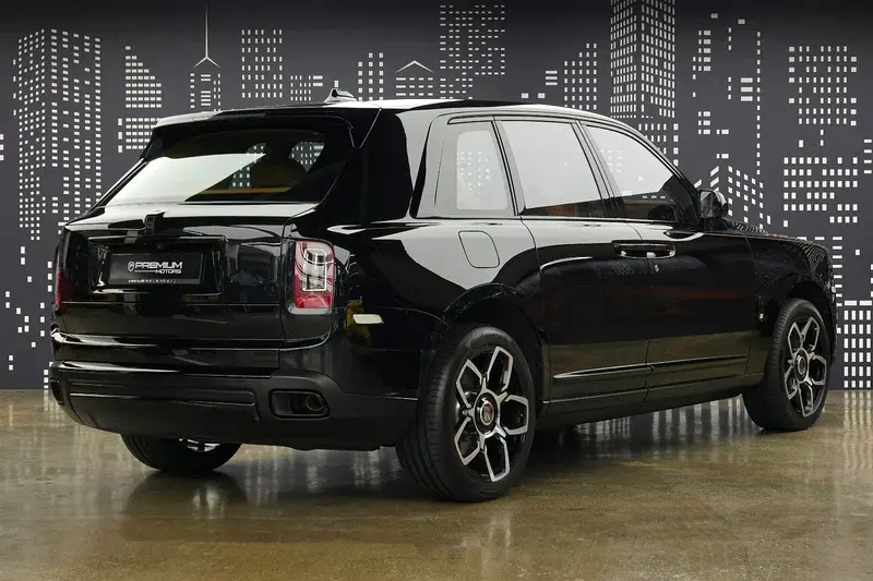 رولز رويس كولينان 2019