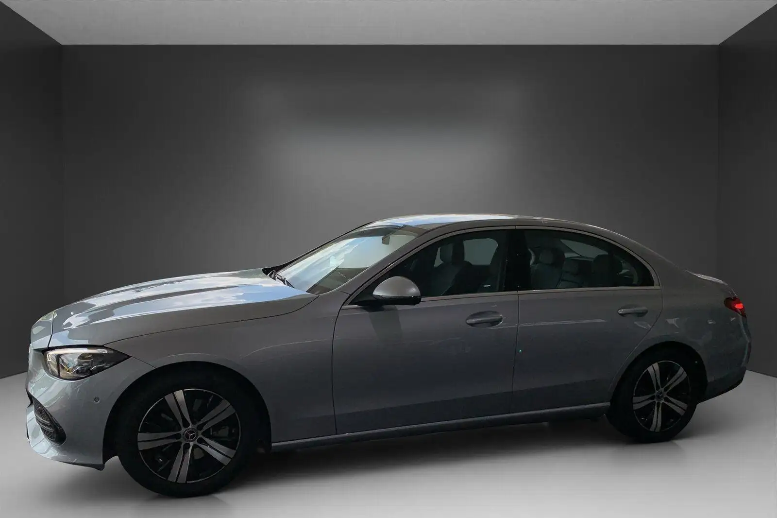 مرسيدس بنز C Class 2023