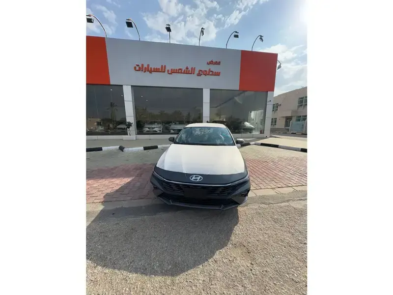 هيونداي إلنترا 2025 هيونداي النترا سمارت بلس مكينه 2.0 2025