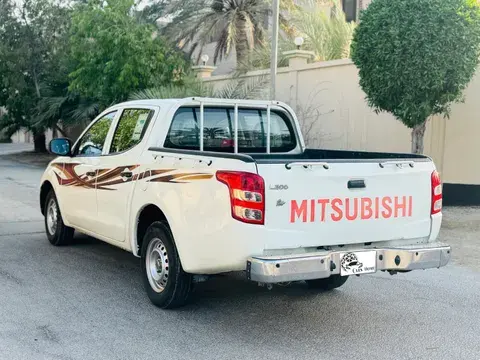 Mitsubishi L200 2.4L Double Cab GL (2WD) 2017