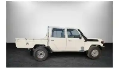 Toyota Land Cruiser Pick Up LC 79 | 4.0 L | V6 | Double Cabin | Manual | Petrol