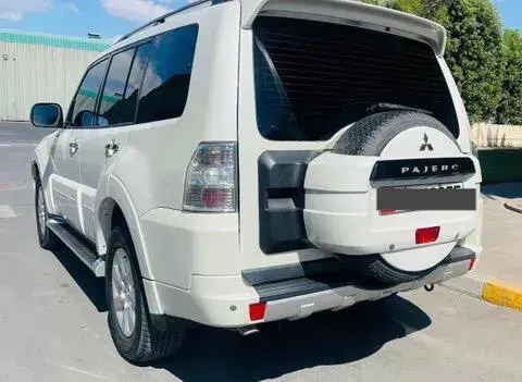ميتسوبيشي باجيرو 2014 260000