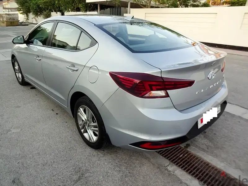Hyundai Elantra 2020