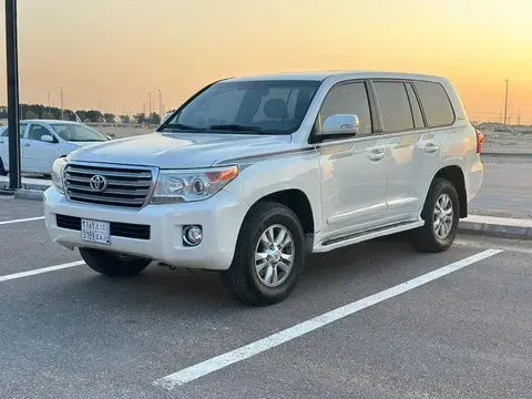 تويوتا لاند كروز 2012