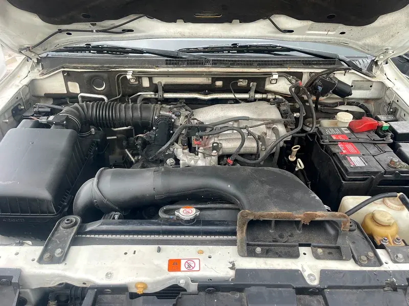 ميتسوبيشي باجيرو 2014