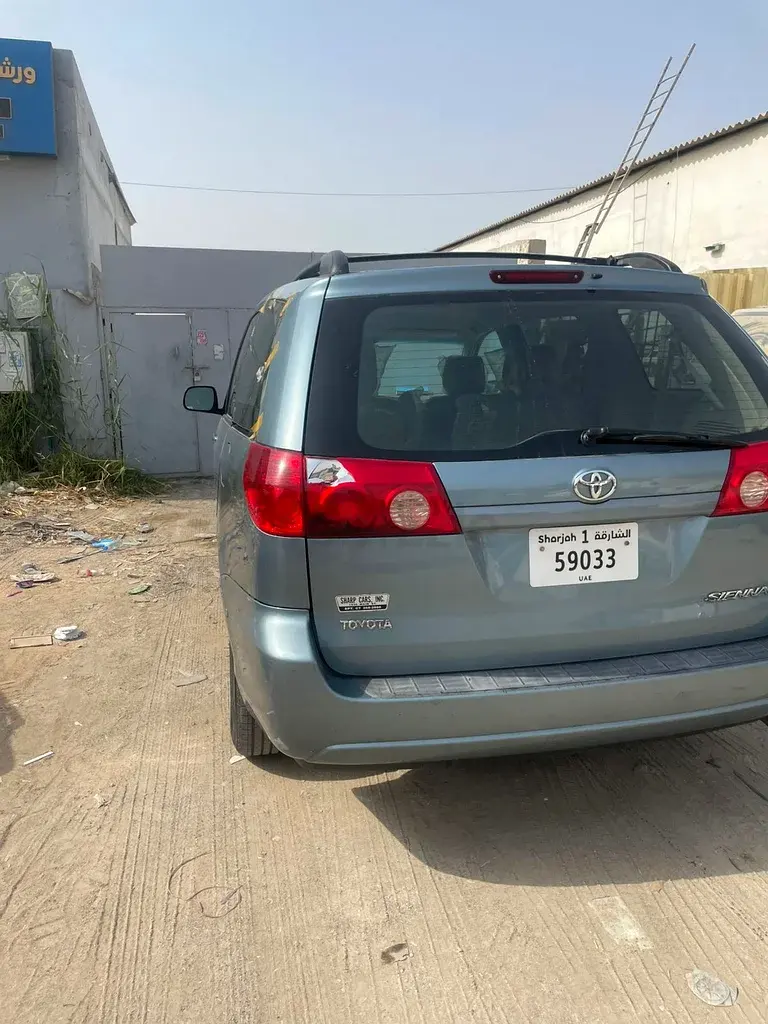 تويوتا سيينا 2008