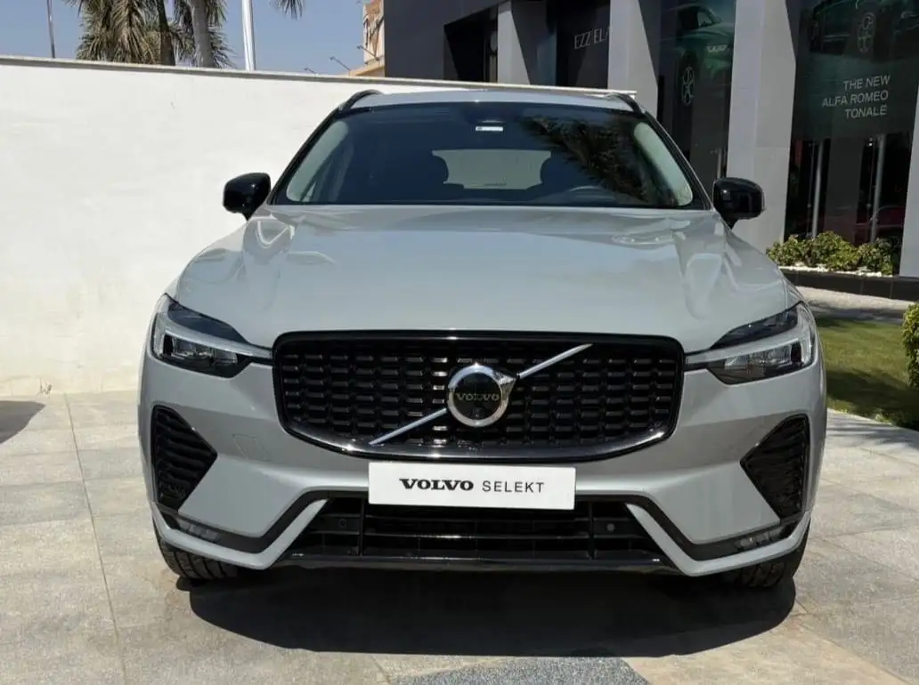 فولفو XC 60 2024