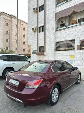 هوندا أكورد 2010