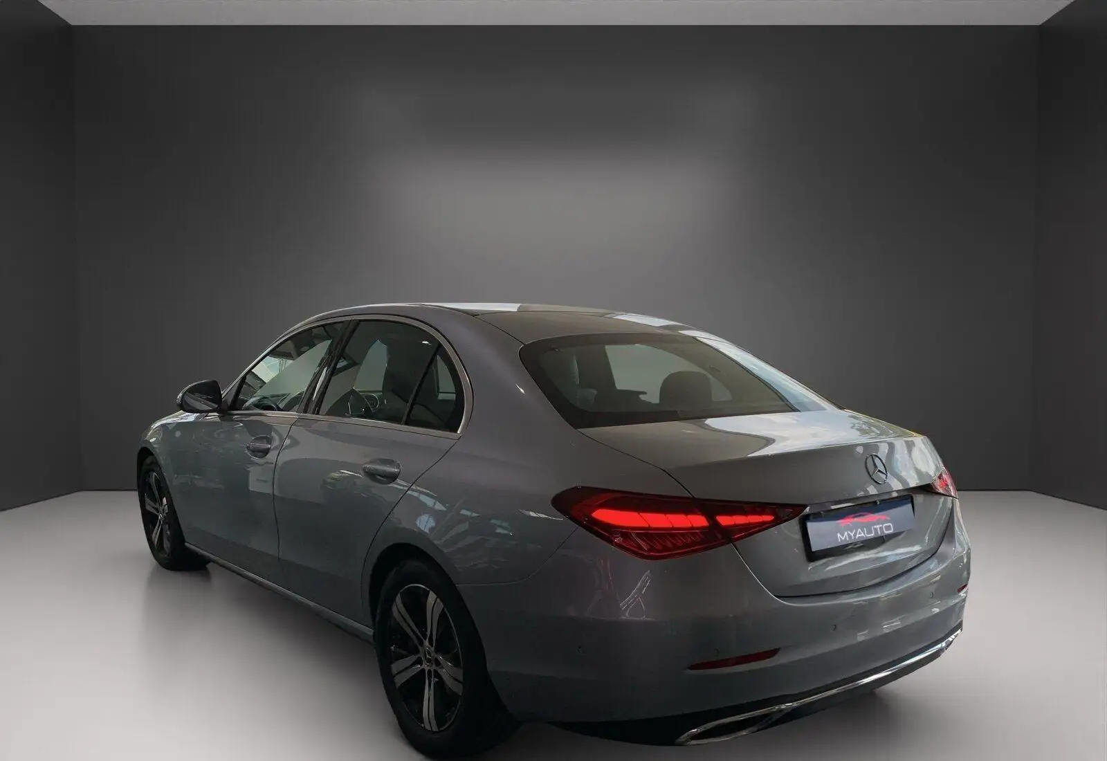 مرسيدس بنز C Class 2023