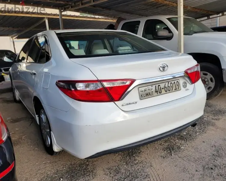 تويوتا كامري 2017