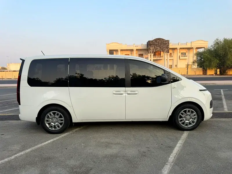 Hyundai Staria 2022
