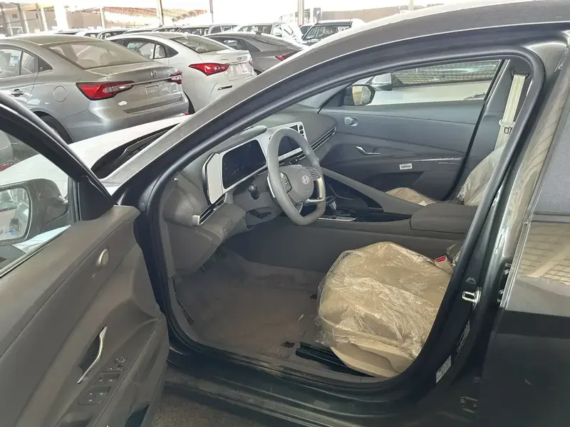 هيونداي إلنترا 2025 سمارت مكينة 2000 سي سي