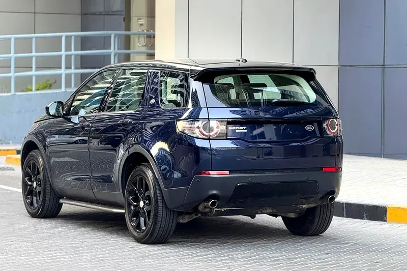 لاند روفر دسكفري سبورت 2016