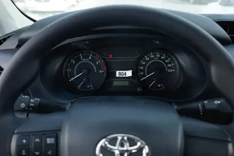 New Toyota Hilux 2024