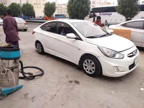 هيونداي أكسينت 2012