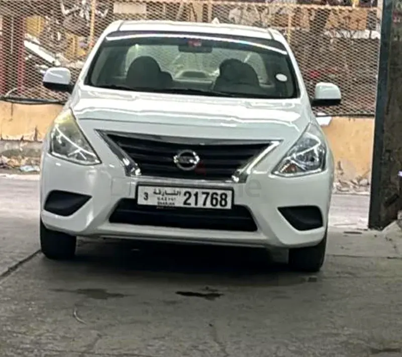 Nissan Sunny 2019