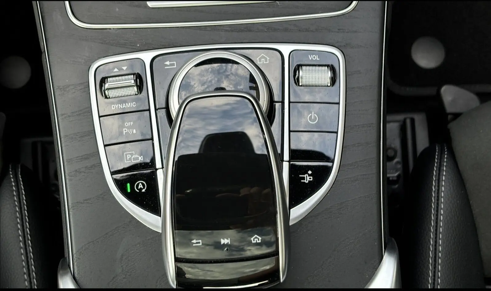 مرسيدس بنز C Class 2023