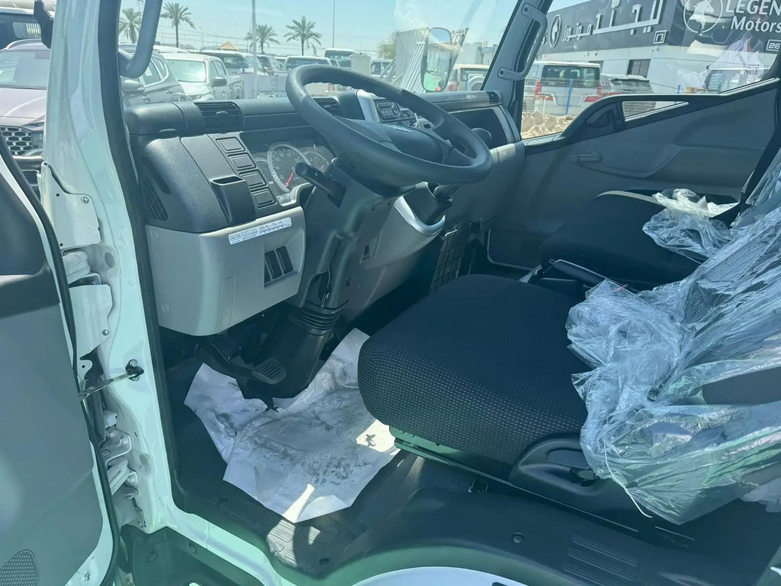 New 2025 Mitsubishi Canter