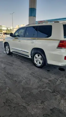 Toyota Land Cruiser 2015