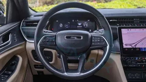 الجديد جيب شيروكي 2024