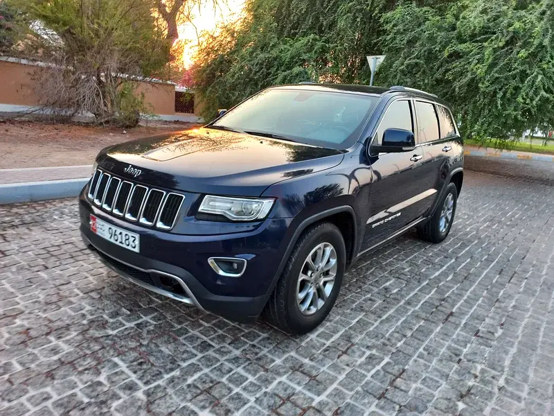 جيب جراند شيروكي 2015