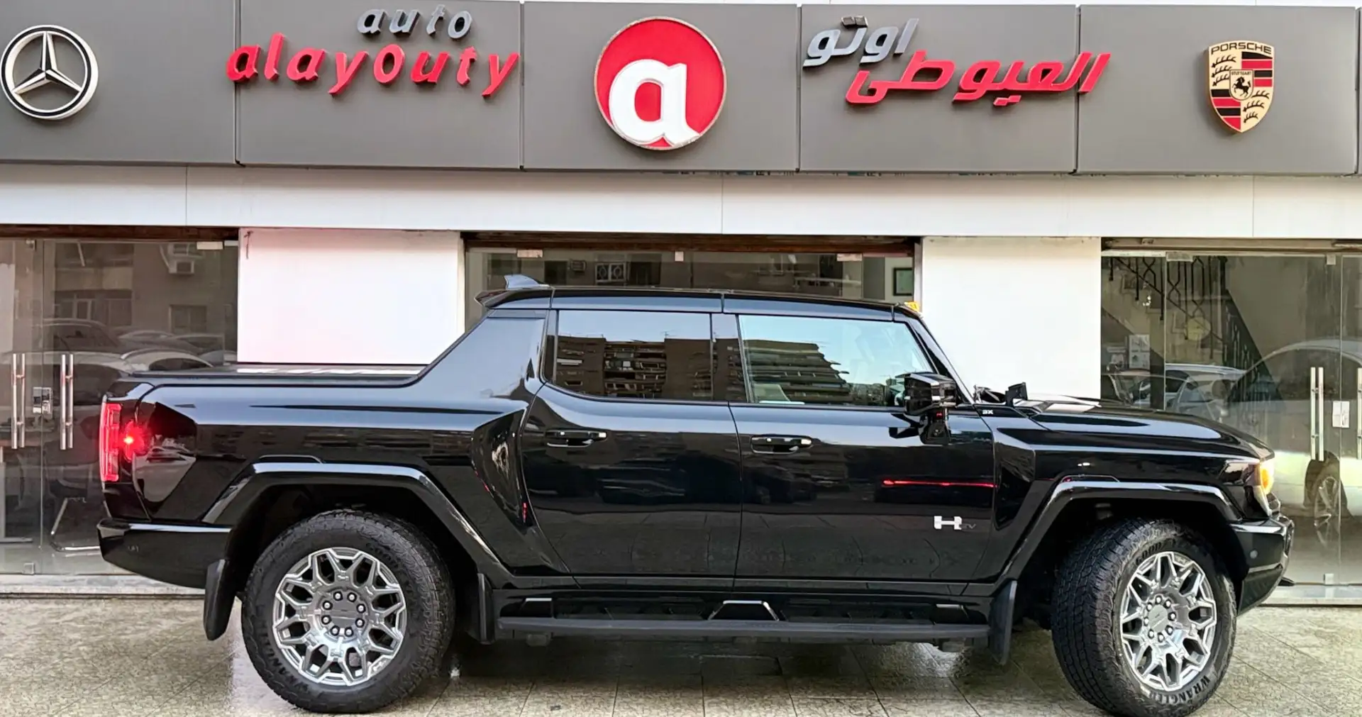 جي أم سي همر EV 2024