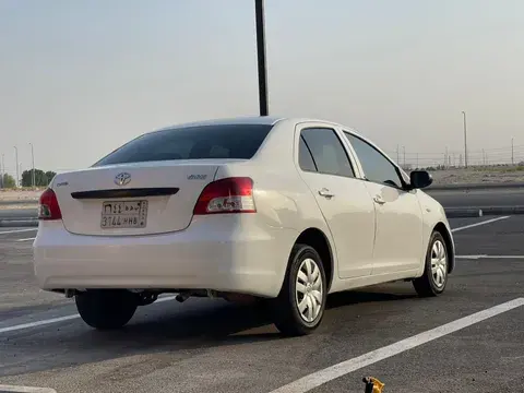 تويوتا كورولا 2012