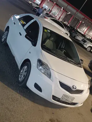 تويوتا يارس 2013