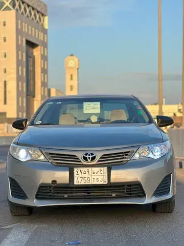 تويوتا كامري 2014