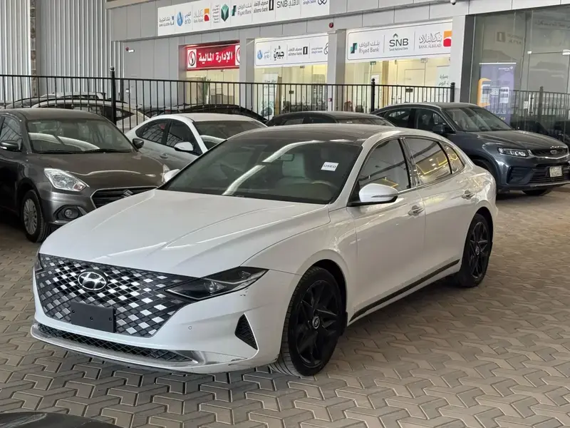 Hyundai Azera 2023