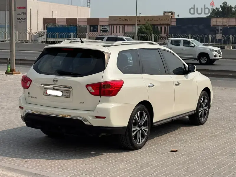 Nissan Pathfinder 2018