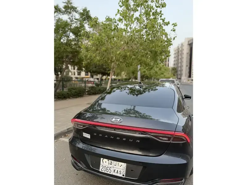 هيونداي أزيرا 2021