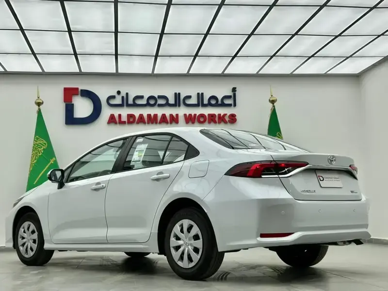 تويوتا كورولا 2025 GLI