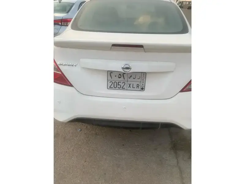 Nissan Sunny 2024