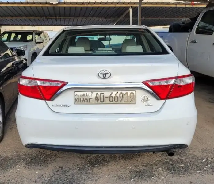 تويوتا كامري 2017