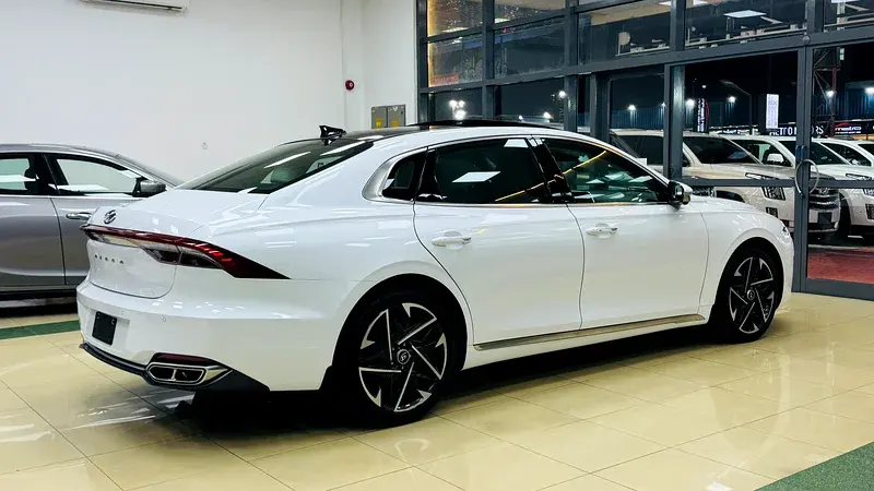 هيونداي أزيرا 2023