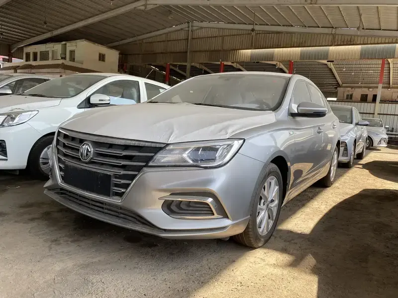 ام جي 5 2025 استاندر