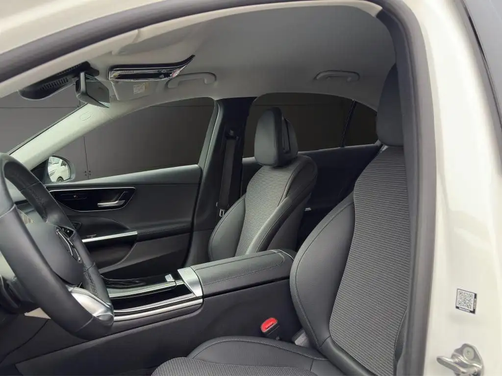 Mercedes Benz C Class 2023