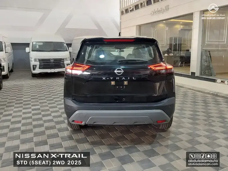 Nissan X-Trail 2025
